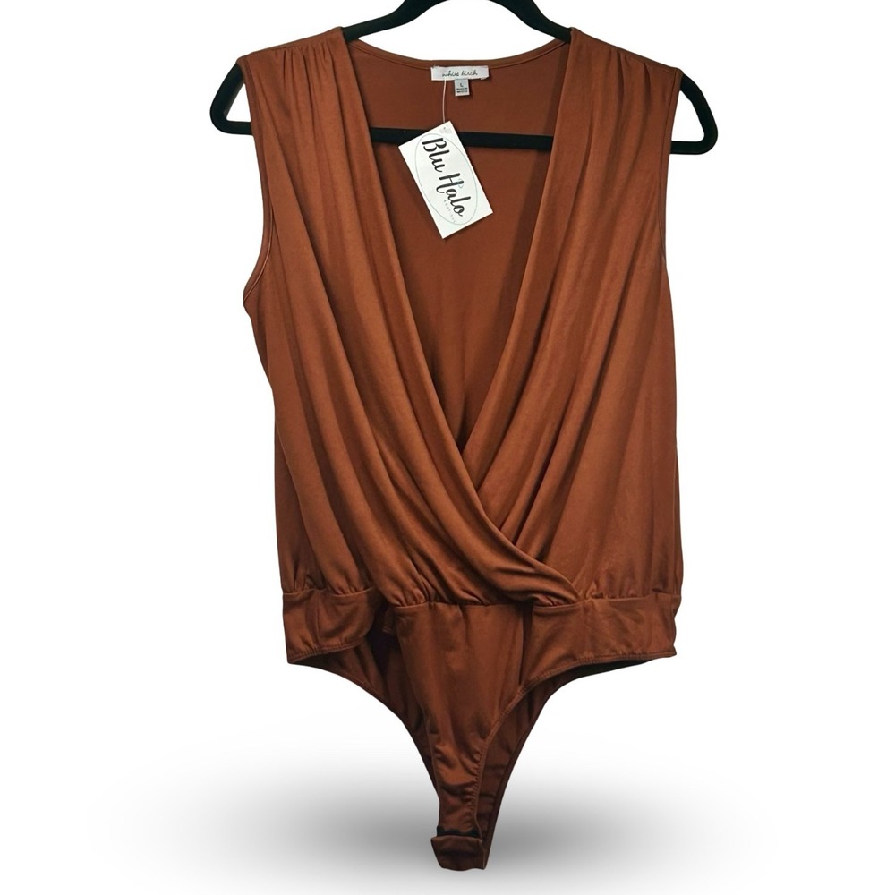 White Burch Plunge Wraparound Blouson Bodysuit Size Large Casual Layer‎ Evening